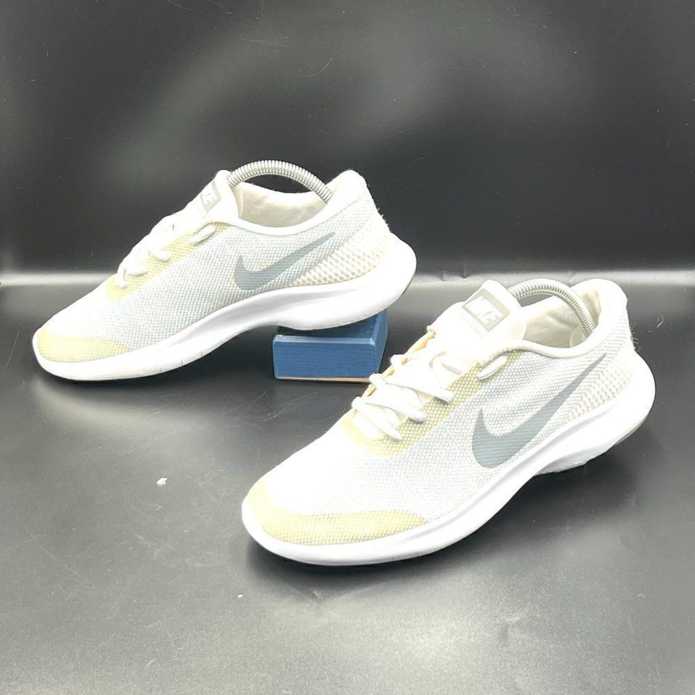 Nike Wmns Flex Experience RN 7 Running Shoes - Picture 3 of 11